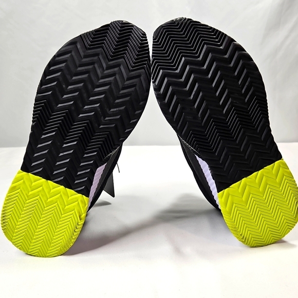 NWOT Women's Sorel Out N About III Puffy Zip Bootie in Black/White – Sz 8 - Picture 6 of 7